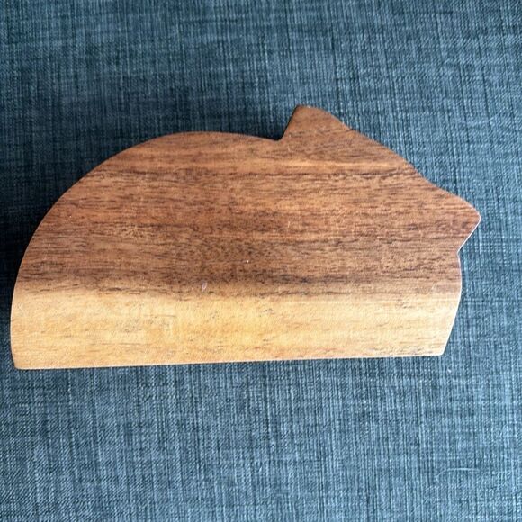 Handcrafted Wooden Cat Puzzle box with Bow secret stash box unique EUC! - Picture 6 of 8